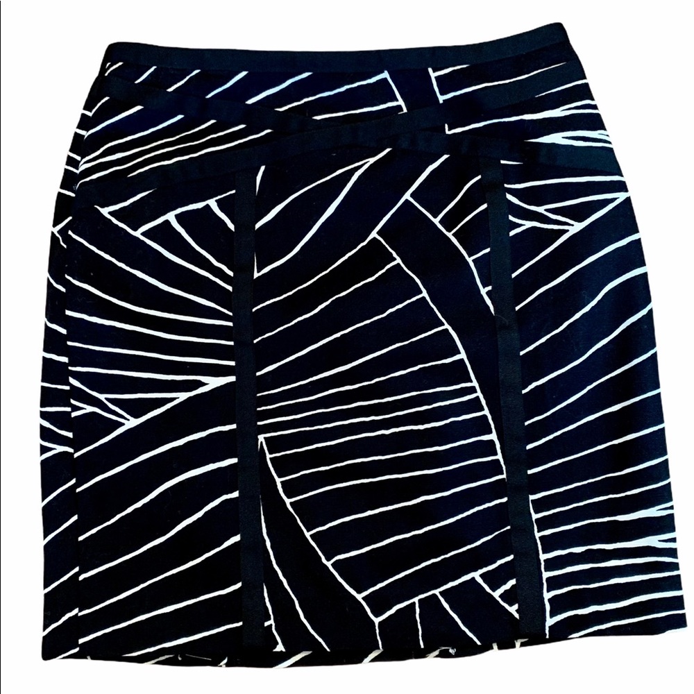 Ann Taylor Black & White Tropical Skirt